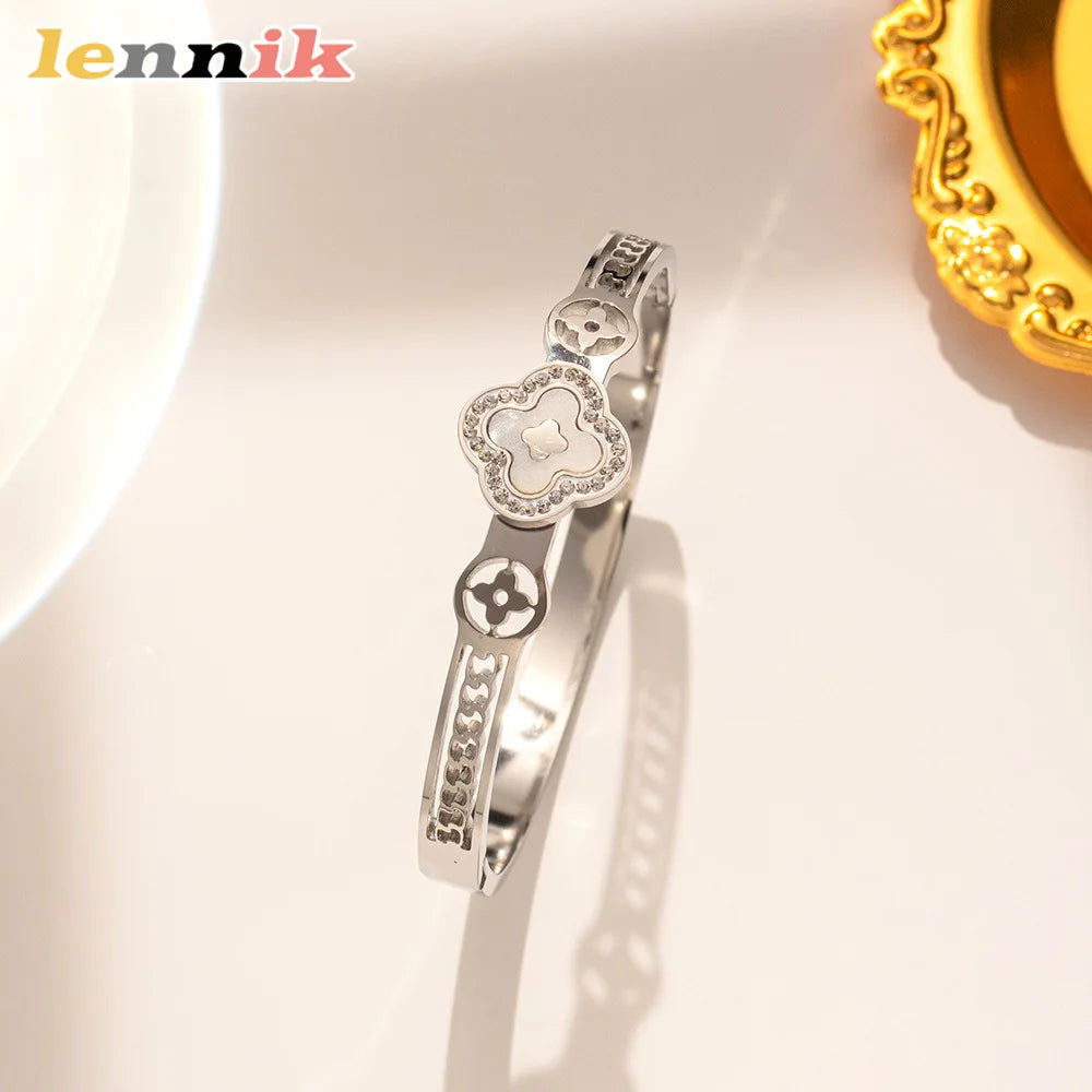 Light Luxury Clover Titanium Steel Bangle