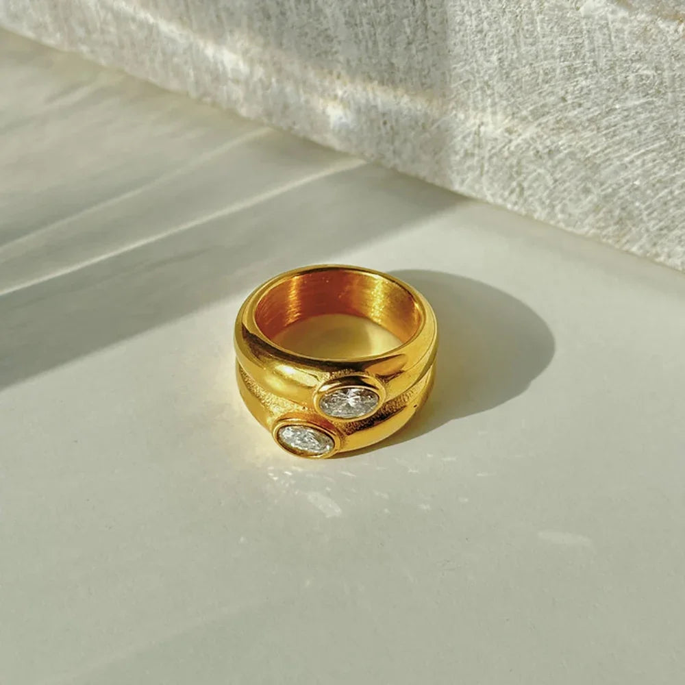 Fashion Oval Zircon Crystal Stainless Steel Ring