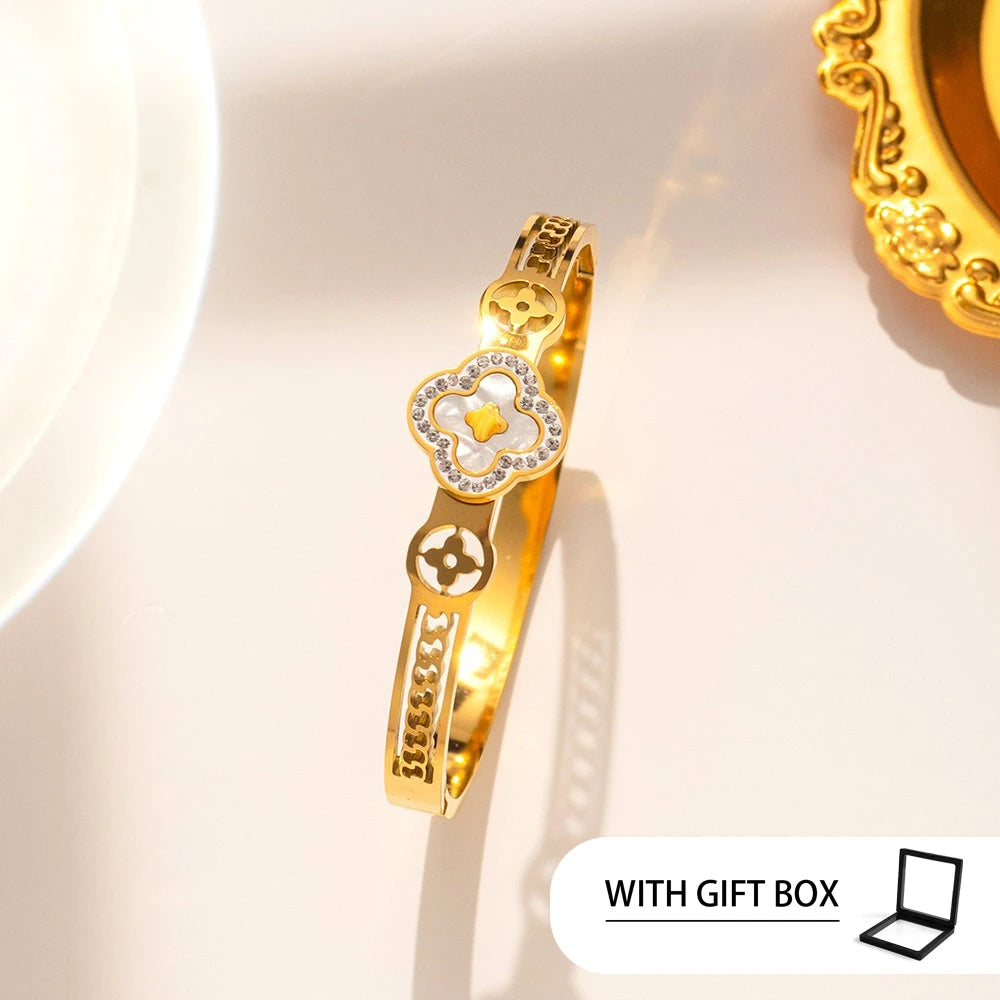 Light Luxury Clover Titanium Steel Bangle