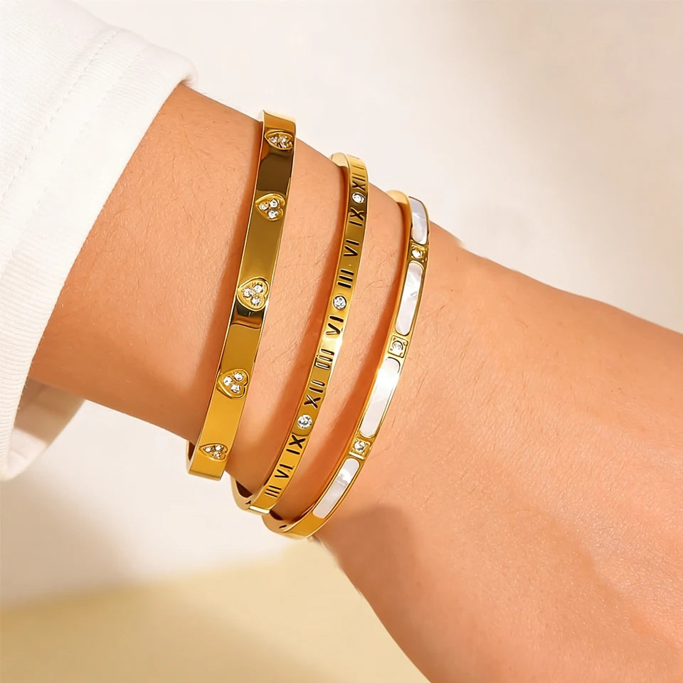 Yupsk Roman Numeral Zircon Stainless Steel Bracelet