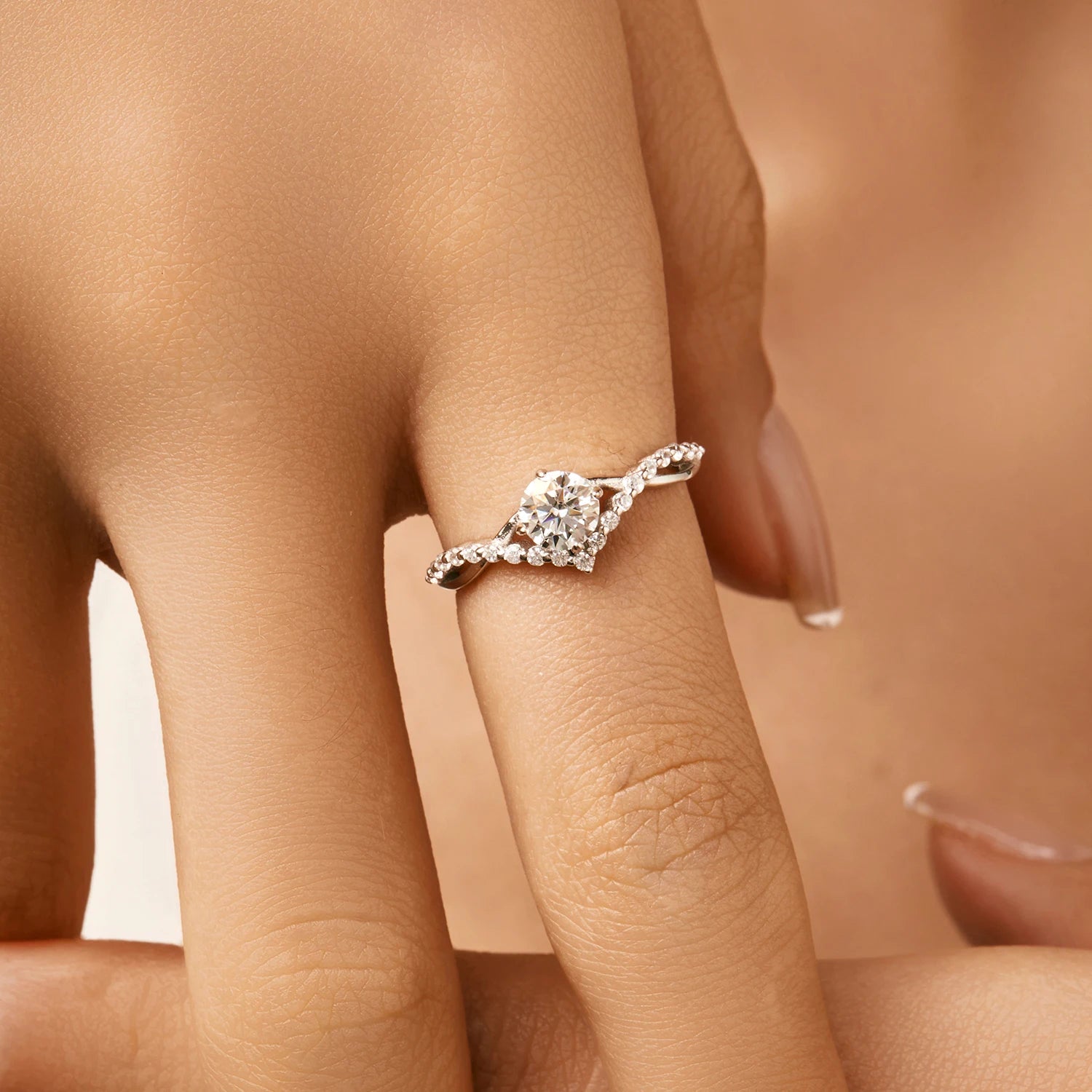 MODIAN 925 Sterling Silver Crown Moissanite Ring finger close up