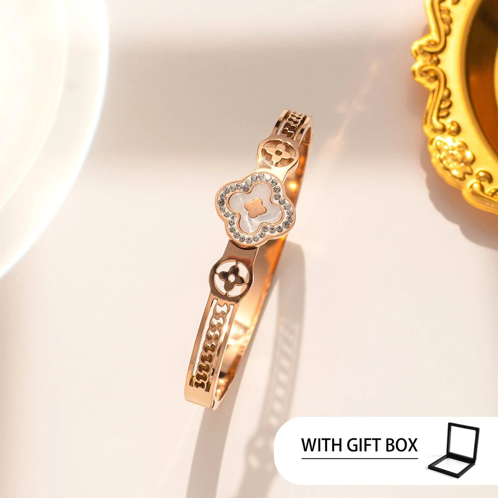 Light Luxury Clover Titanium Steel Bangle