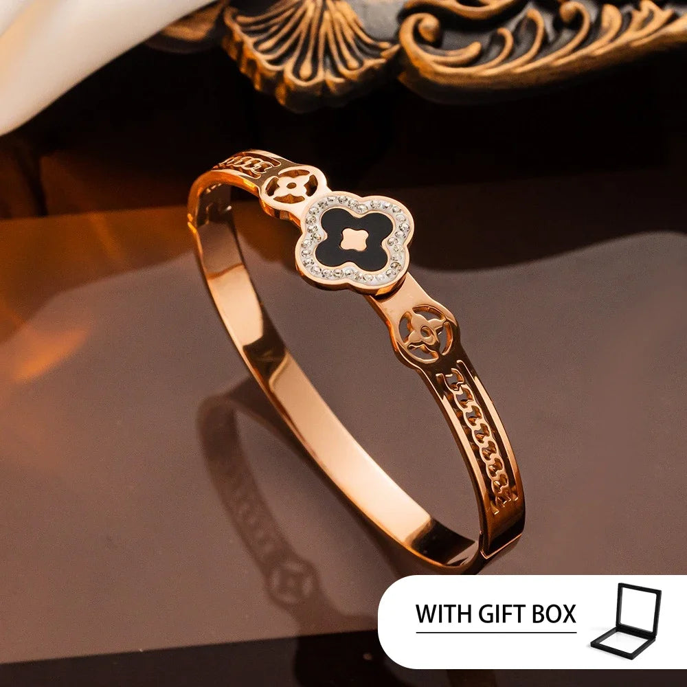 Light Luxury Clover Titanium Steel Bangle
